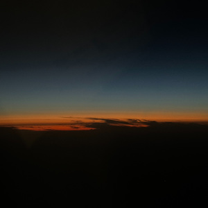 亚洲中文无码久…
